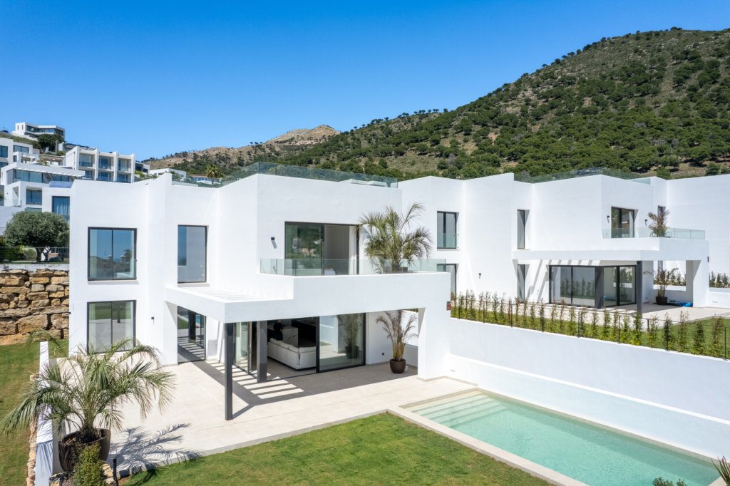 Aerial real estate photography